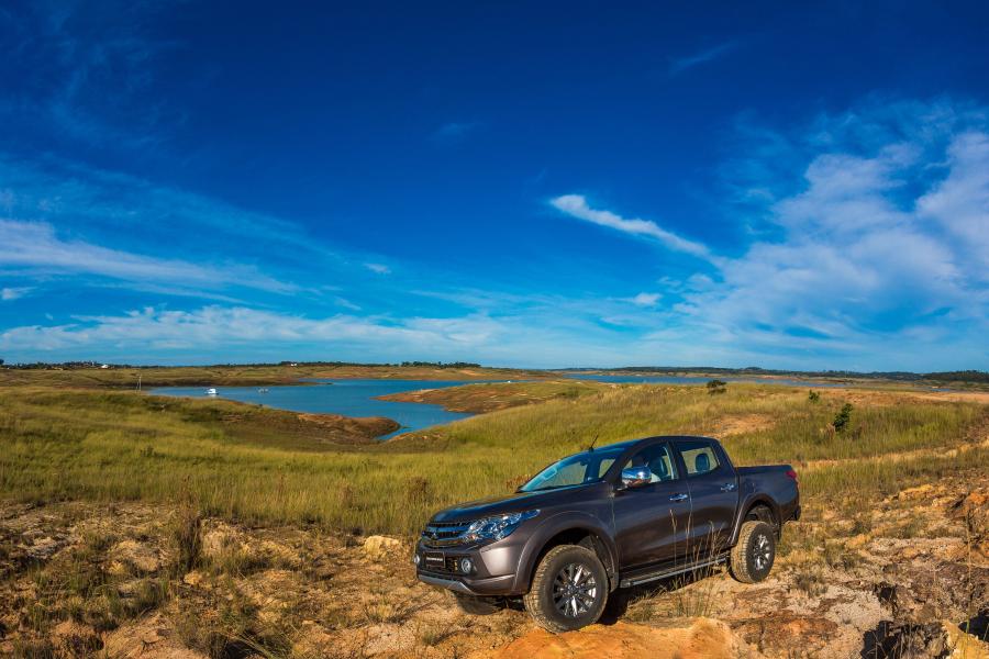  Mitsubishi L200 Triton Sport HPE-S 2018 года  (LA) (фото 28 из 33)